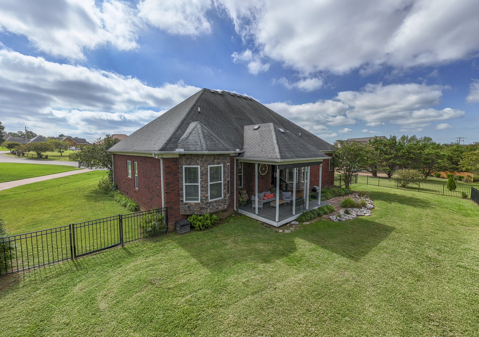 309 Chamblee Ct