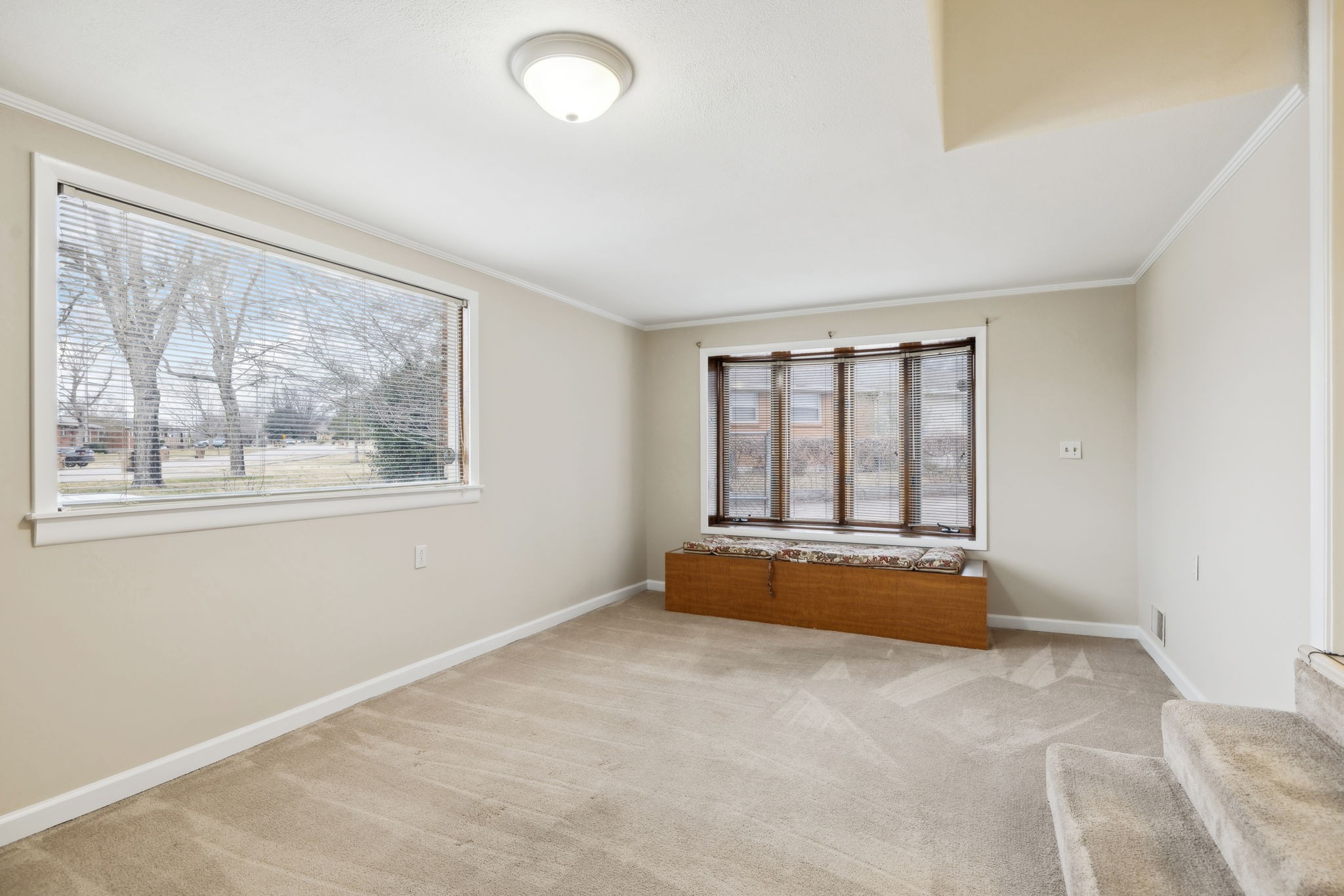 438 Annex Ave