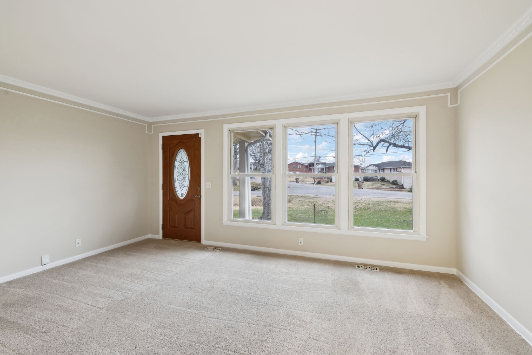 438 Annex Ave
