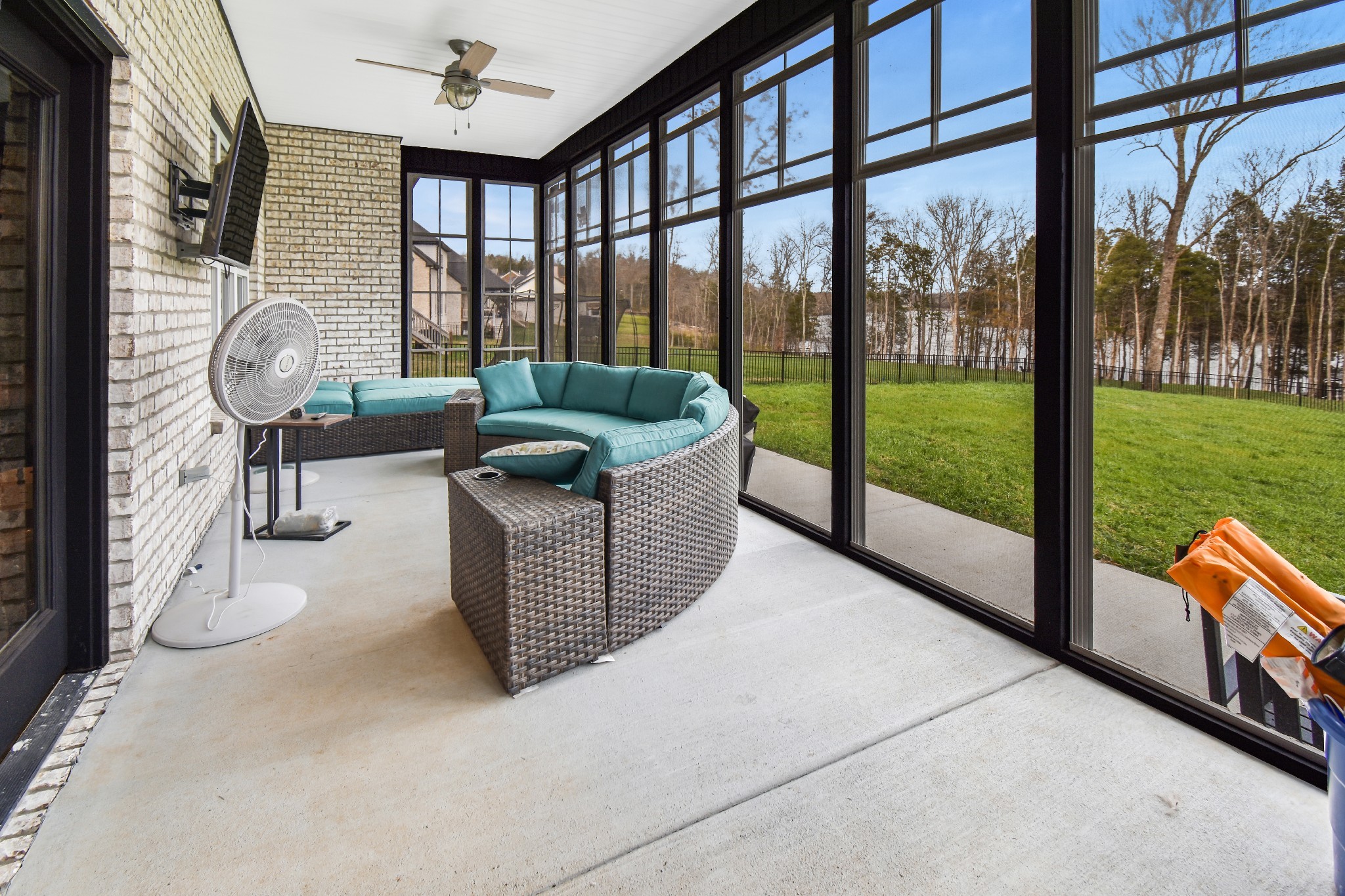 154 Watermill Ln