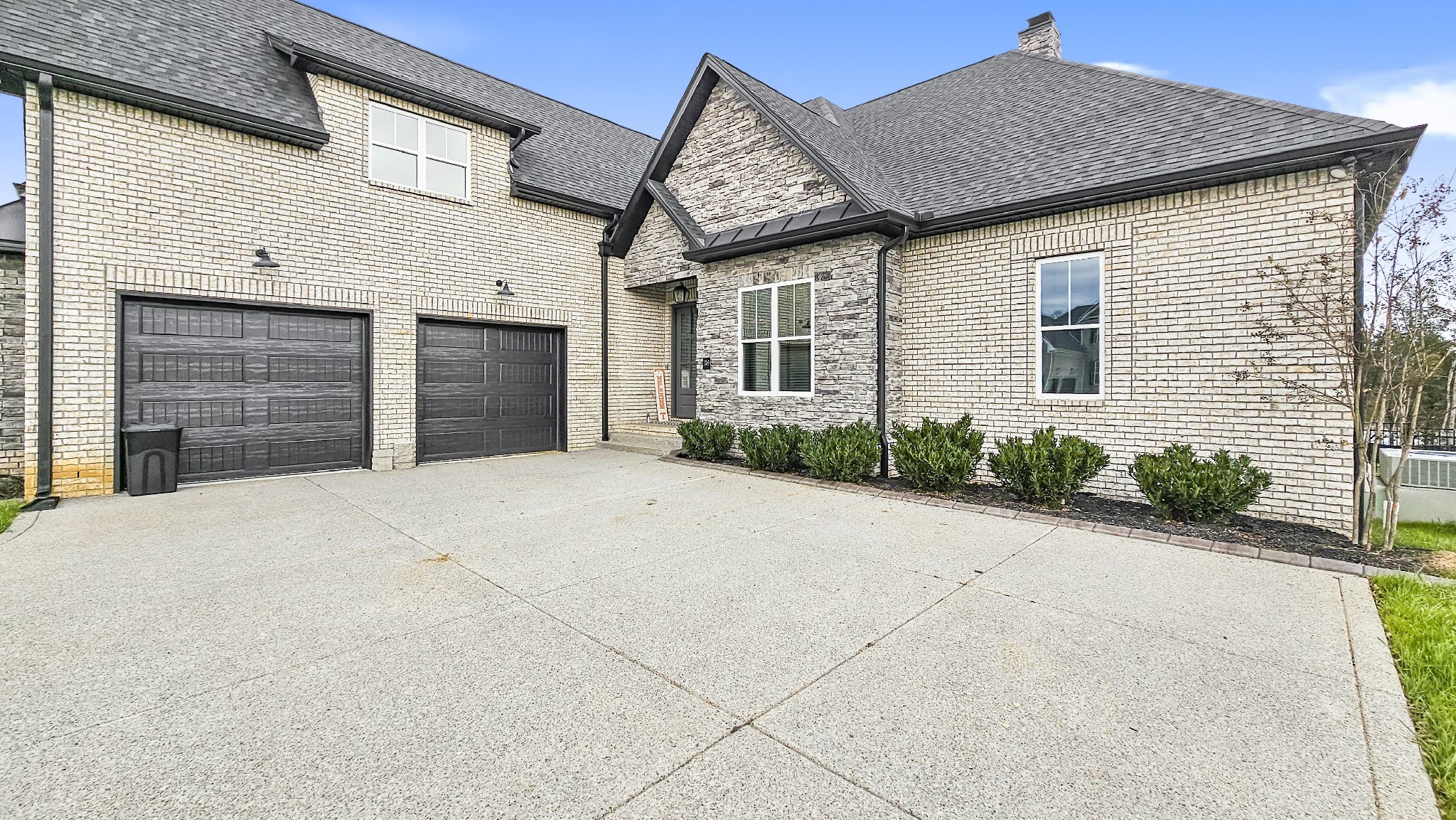 154 Watermill Ln