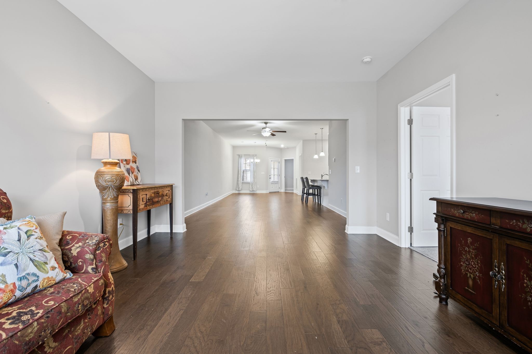 320 Buckner Cir