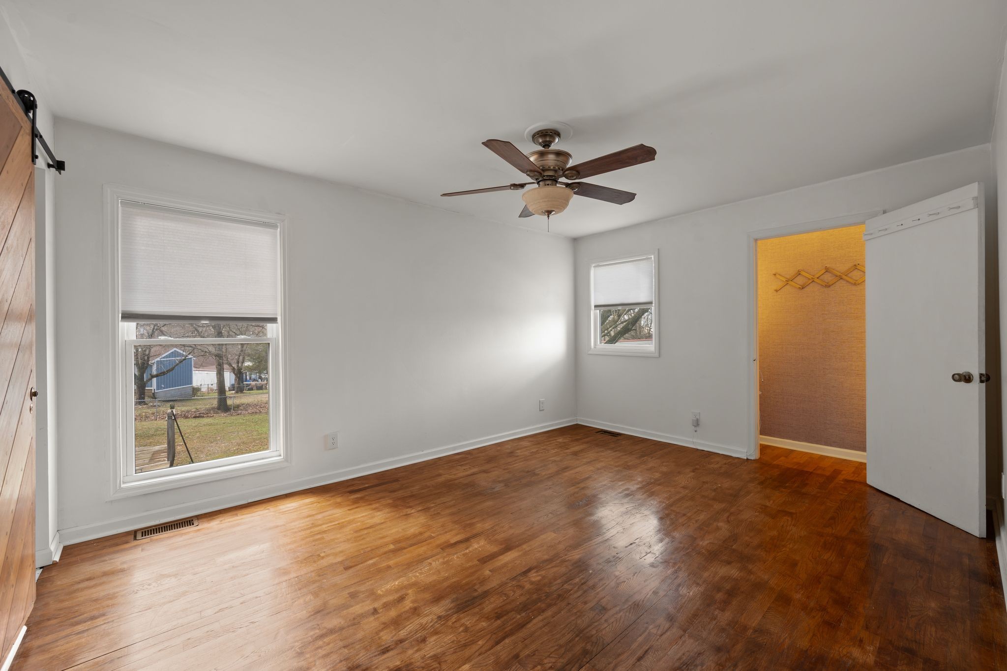 109 Brookridge Dr