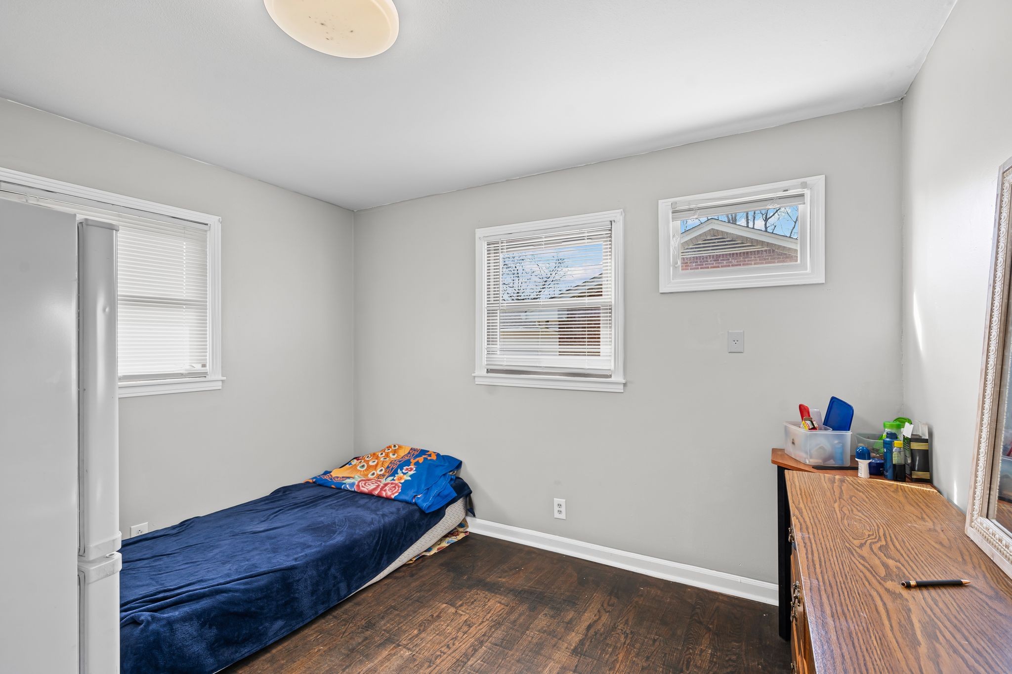 1606 Sherrill Blvd