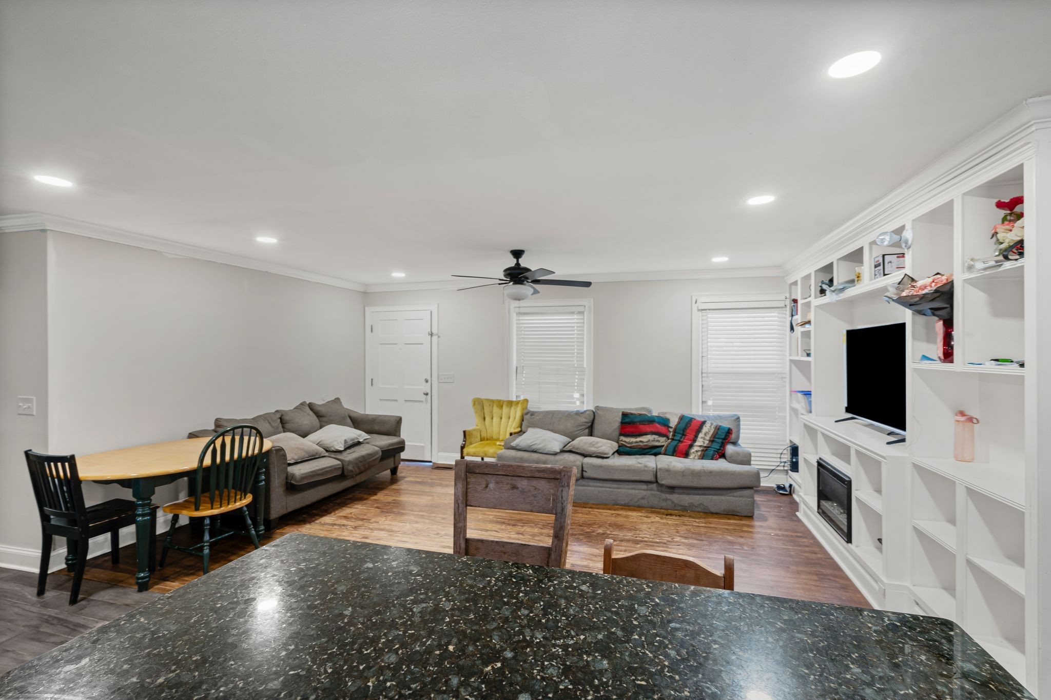 1606 Sherrill Blvd