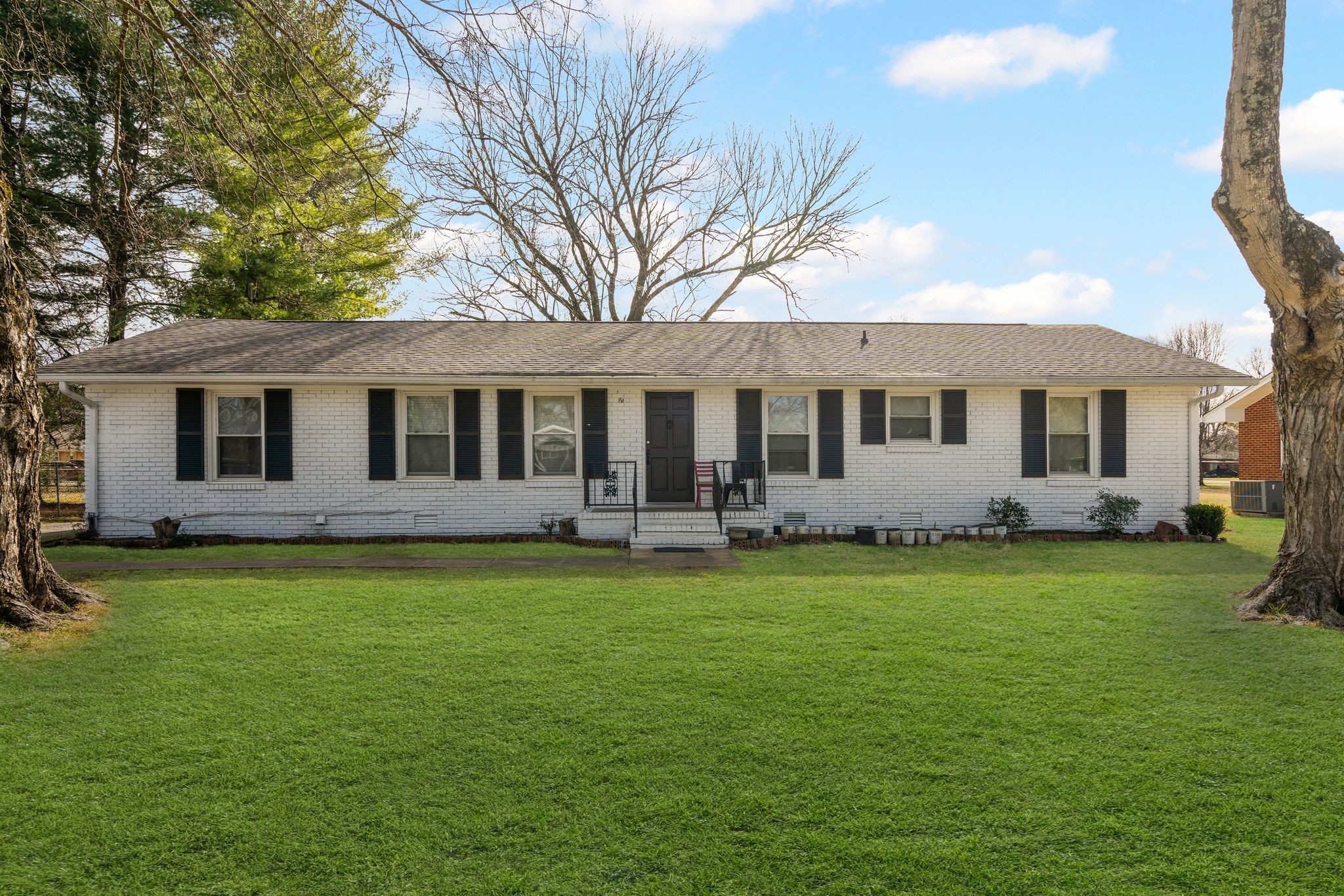 1606 Sherrill Blvd