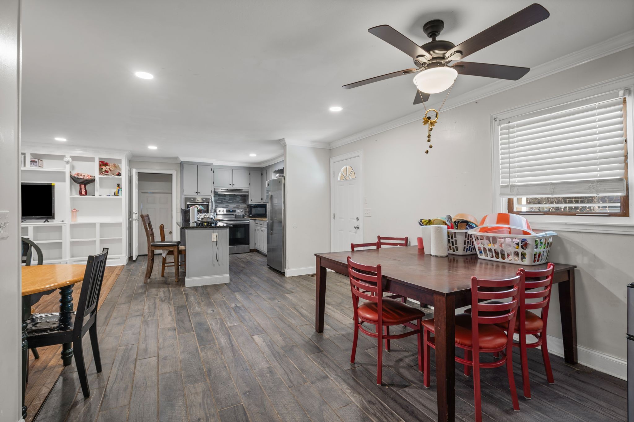 1606 Sherrill Blvd
