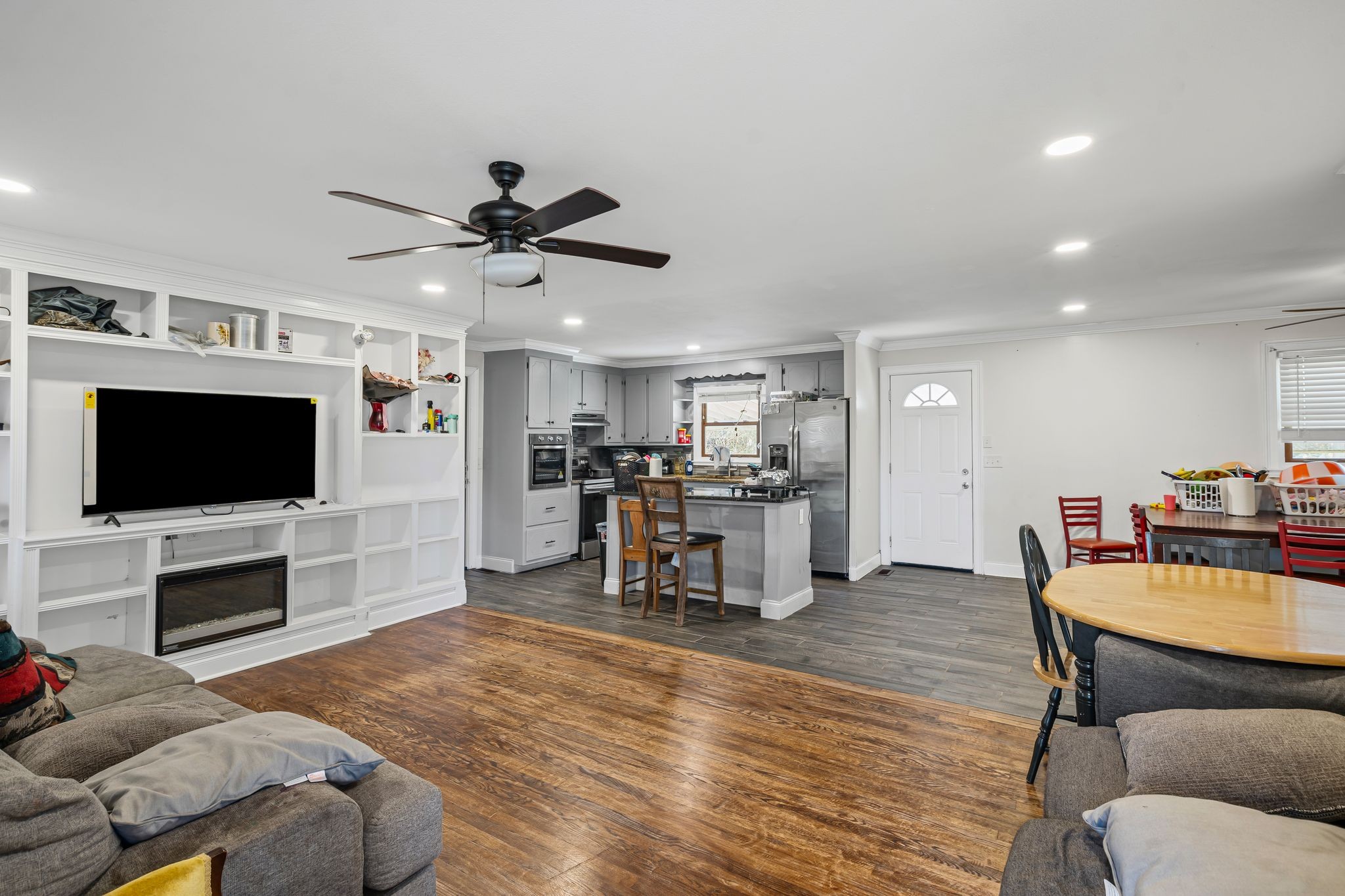 1606 Sherrill Blvd
