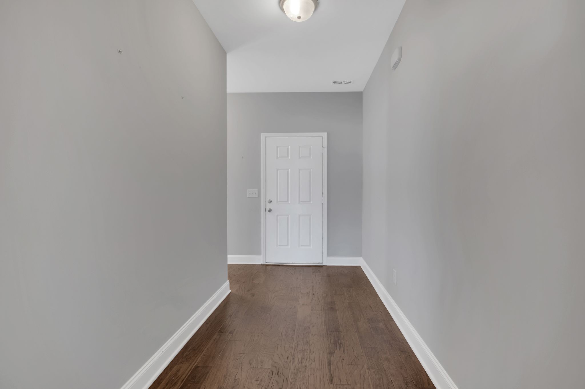 1639 Summit Rdg