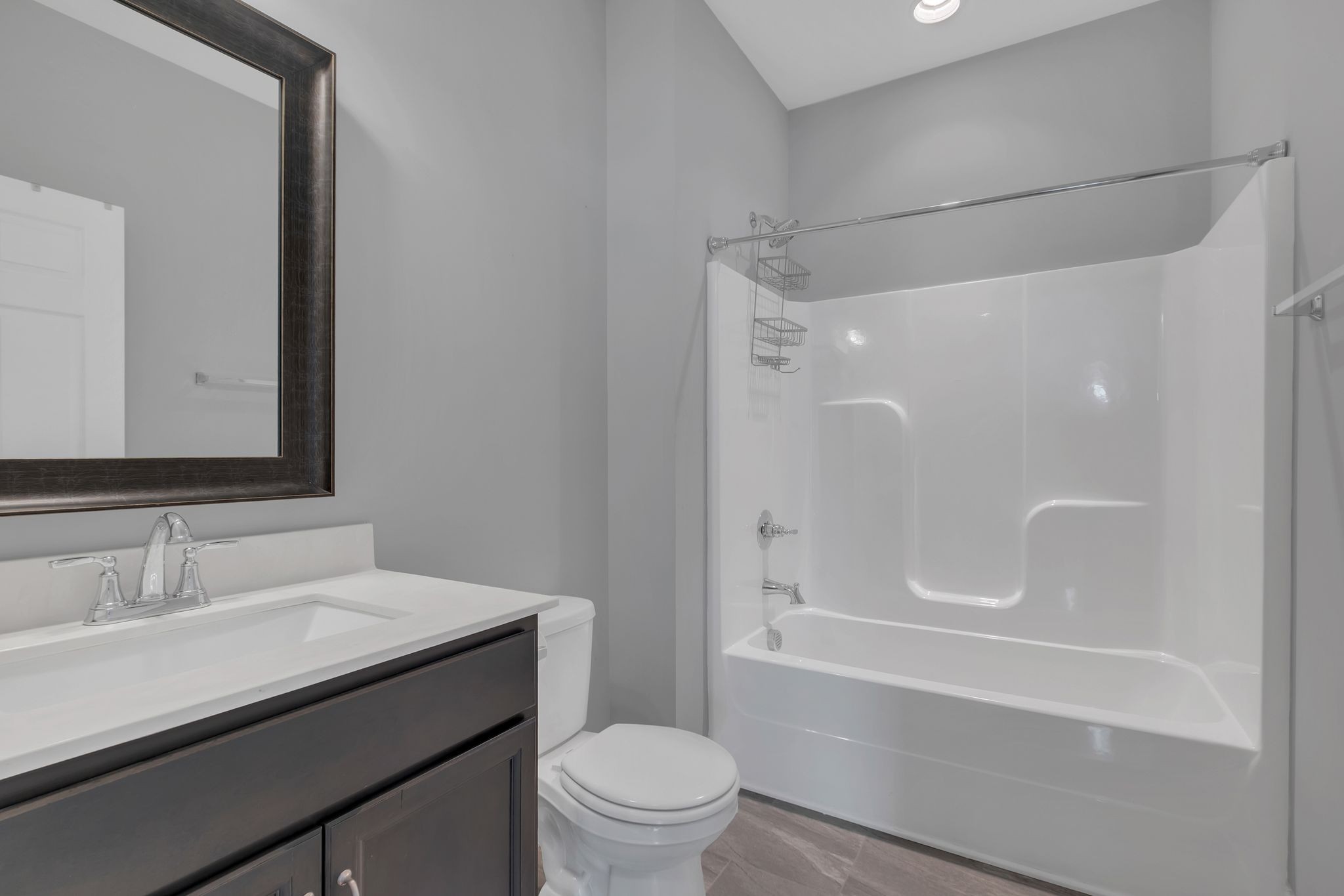 1639 Summit Rdg