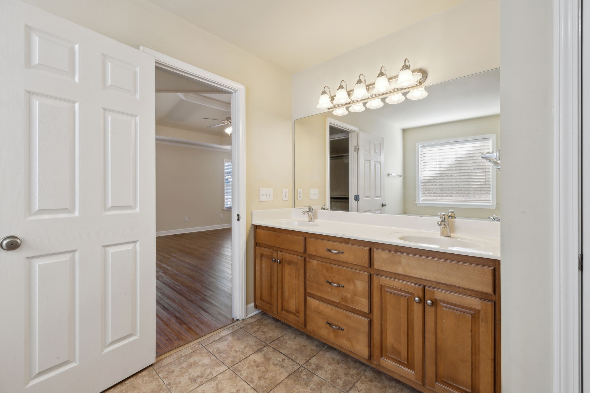 1027 Belcor Dr