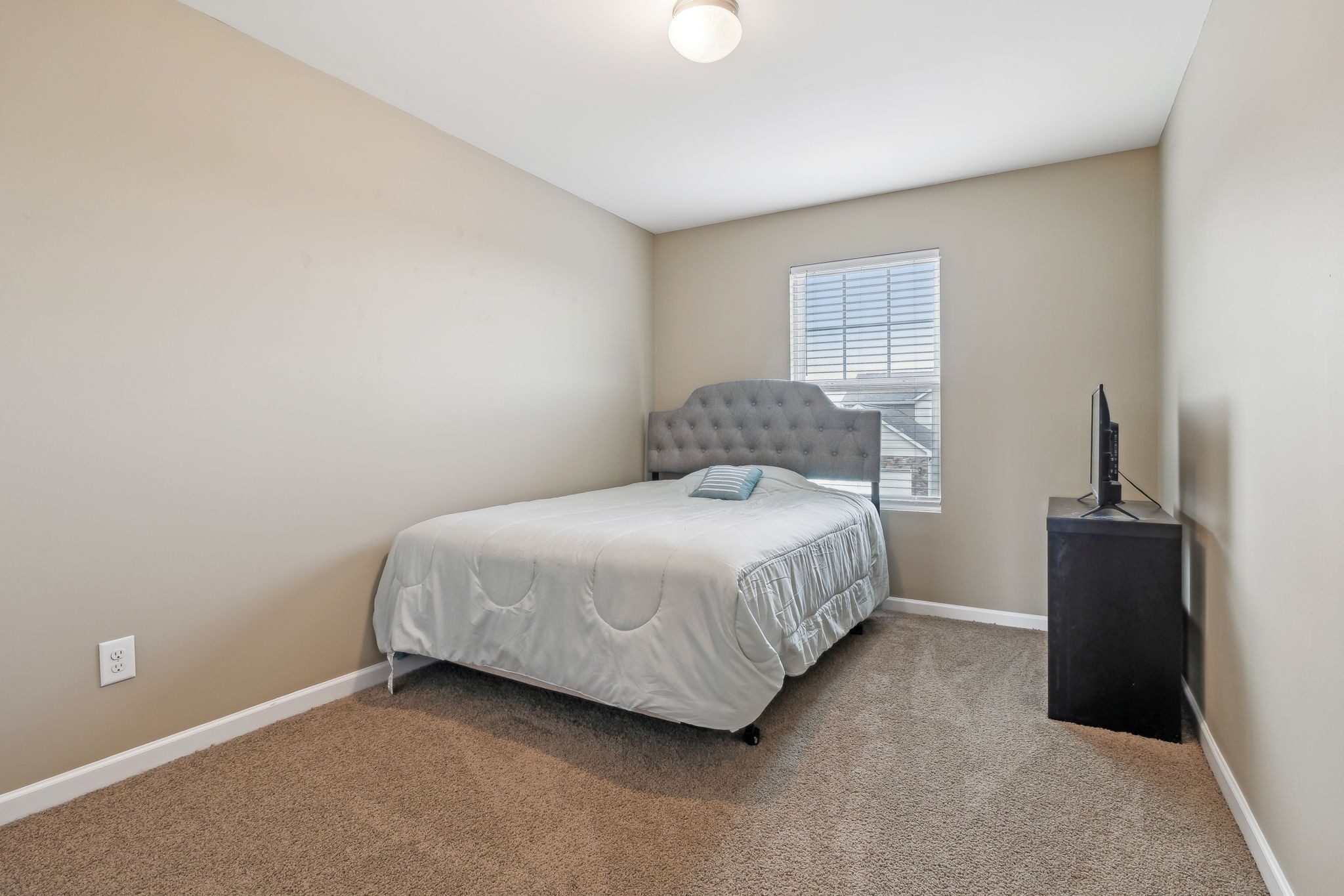 642 Pemberton Dr