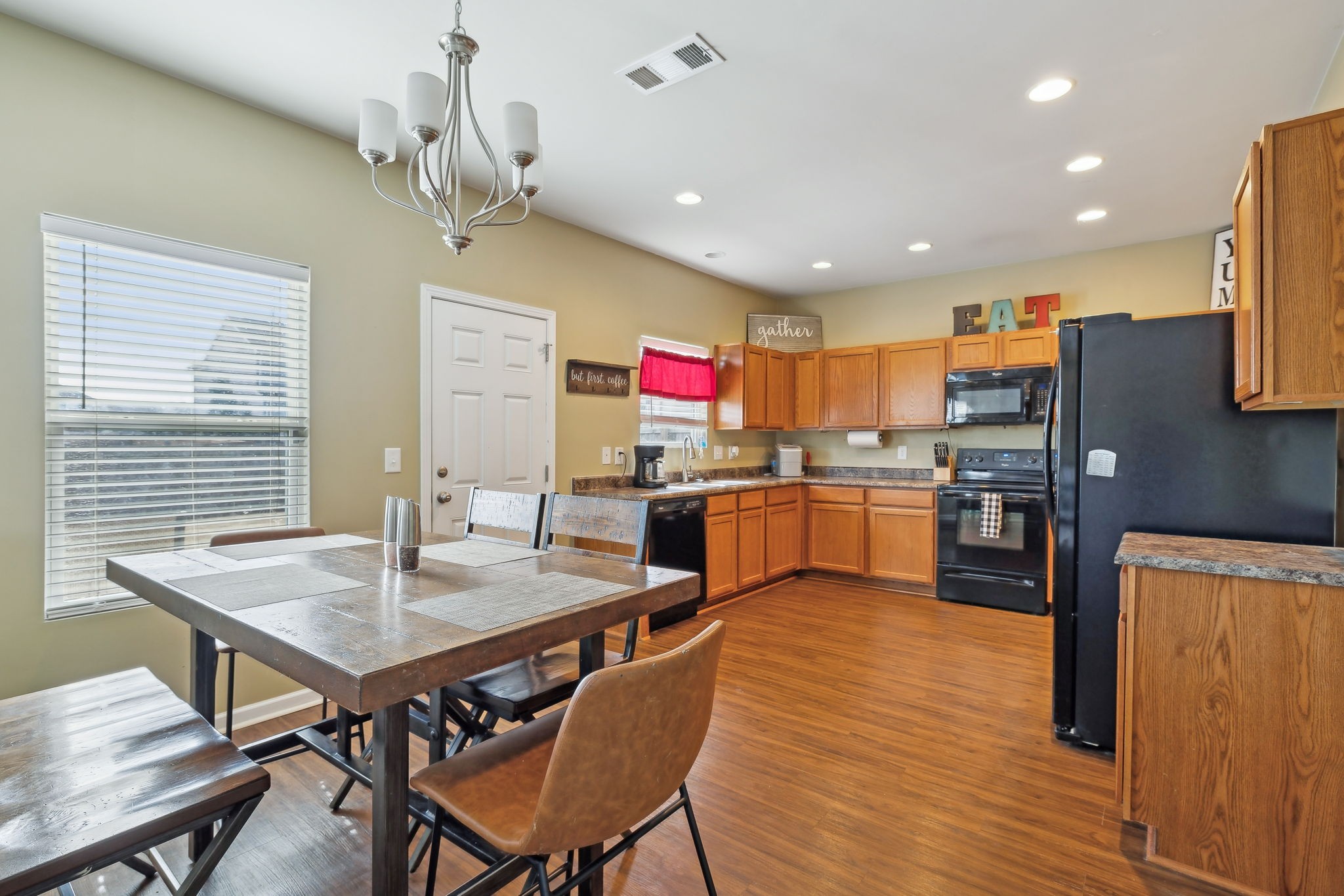 642 Pemberton Dr