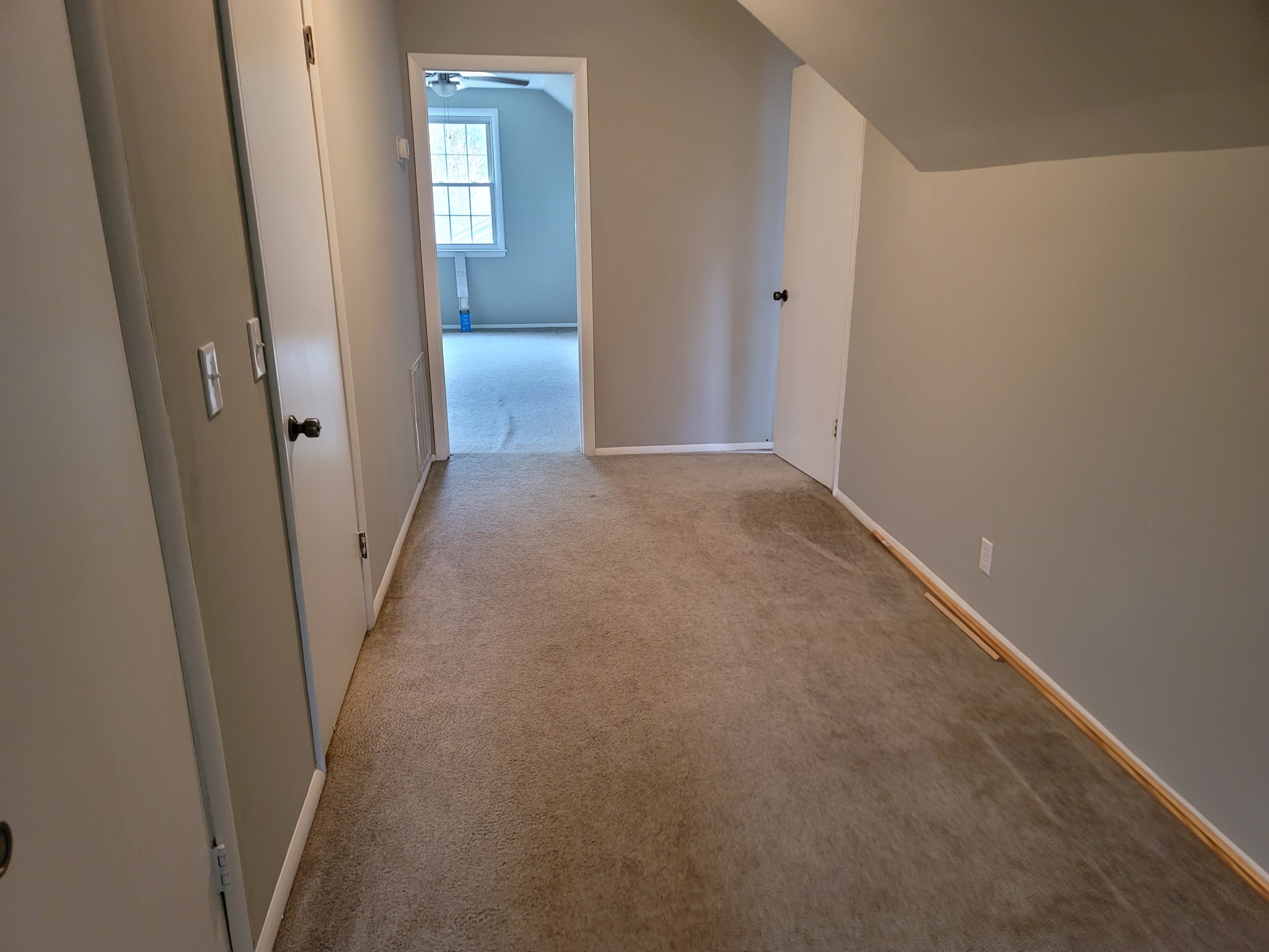 4544 Woodside Cir