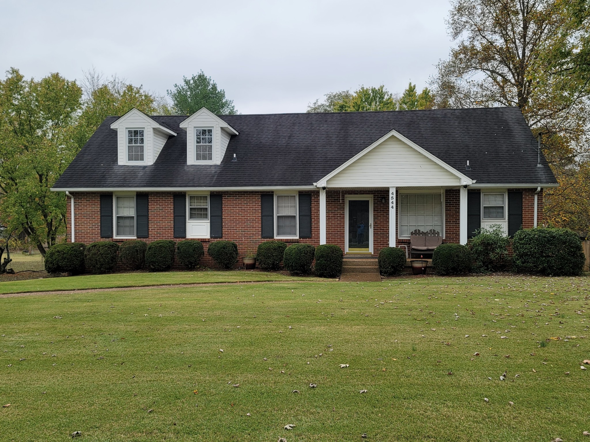 4544 Woodside Cir