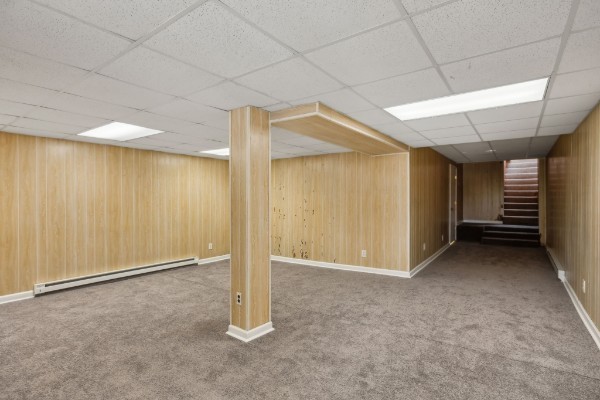 345 Hickory Dr