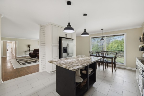 345 Hickory Dr