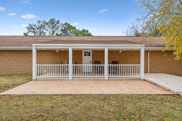 345 Hickory Dr
