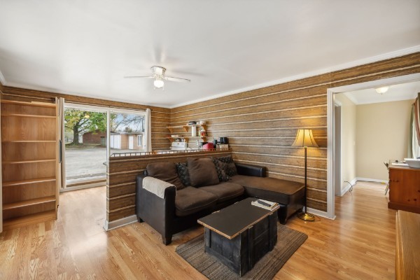 345 Hickory Dr