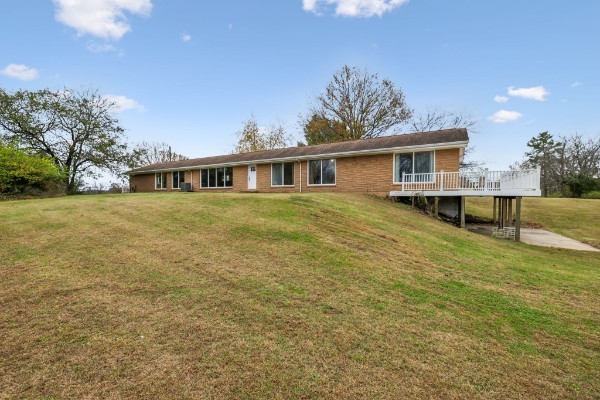 345 Hickory Dr