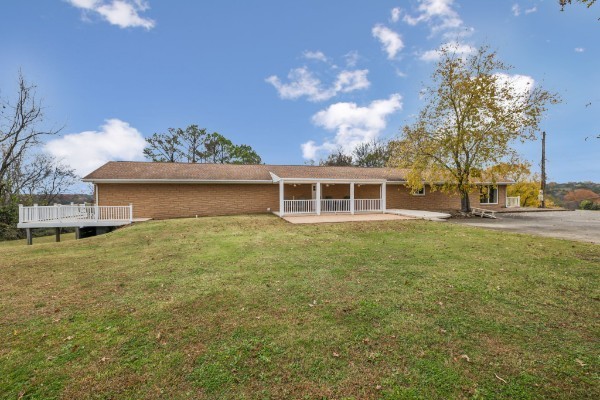 345 Hickory Dr