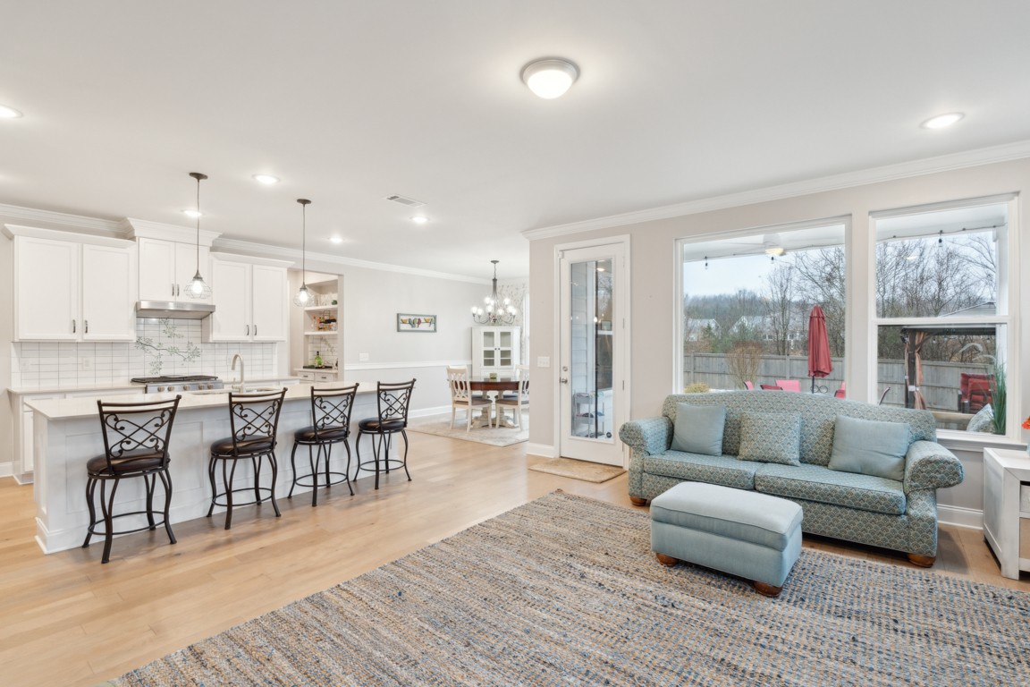 709 Mercer Rd
