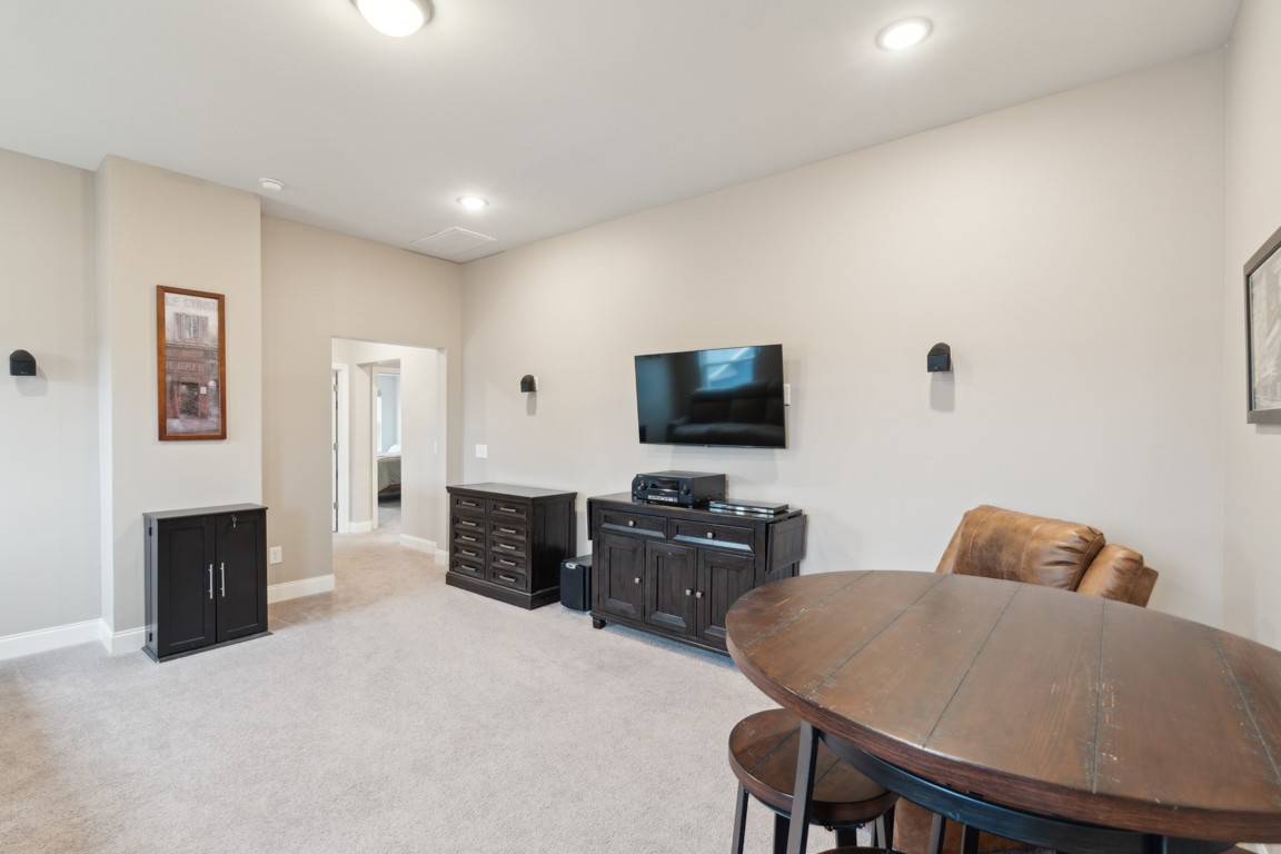709 Mercer Rd