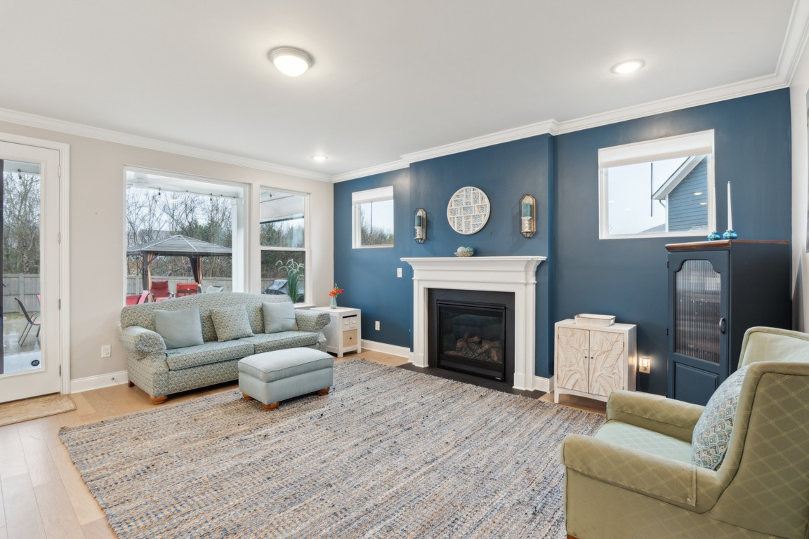 709 Mercer Rd