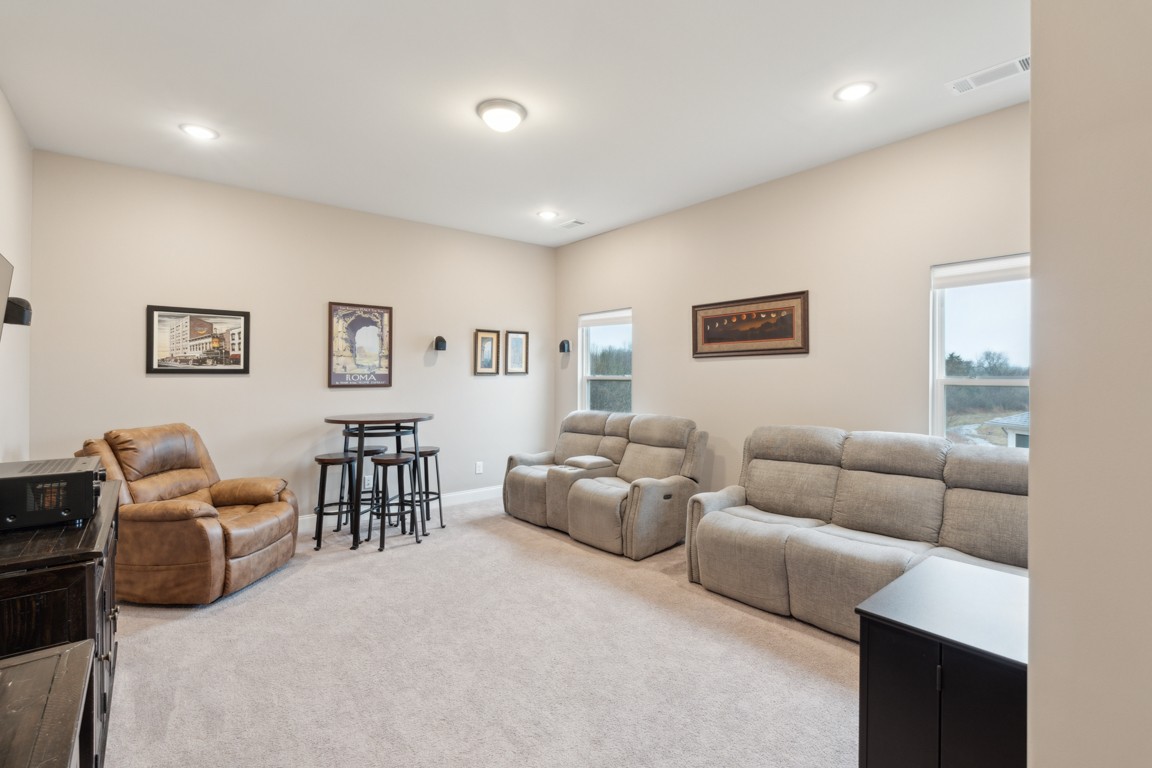 709 Mercer Rd