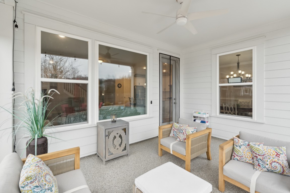709 Mercer Rd
