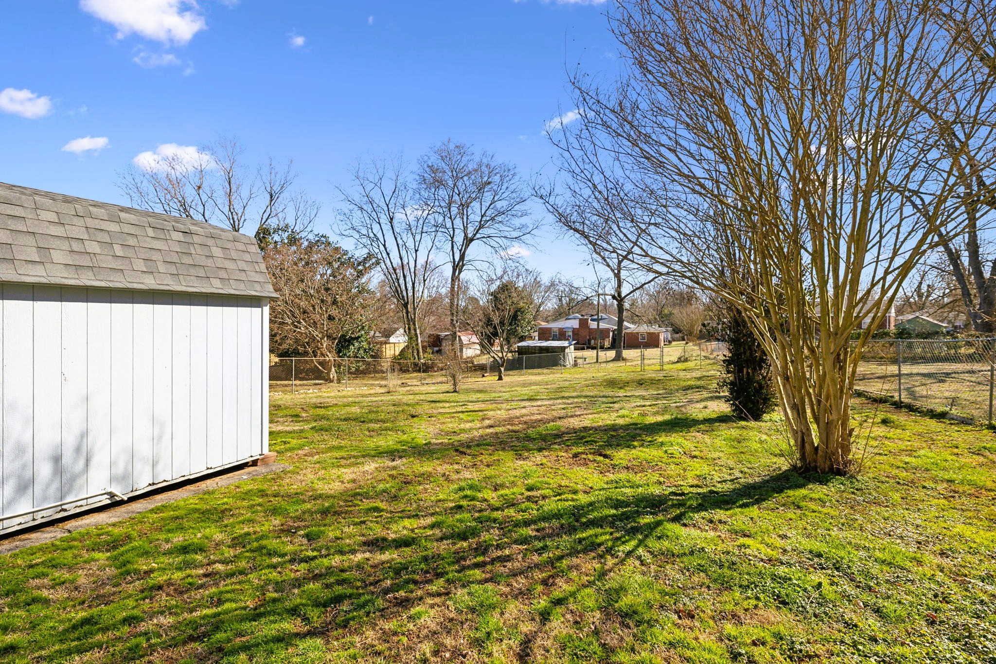2911 Dunmore Dr