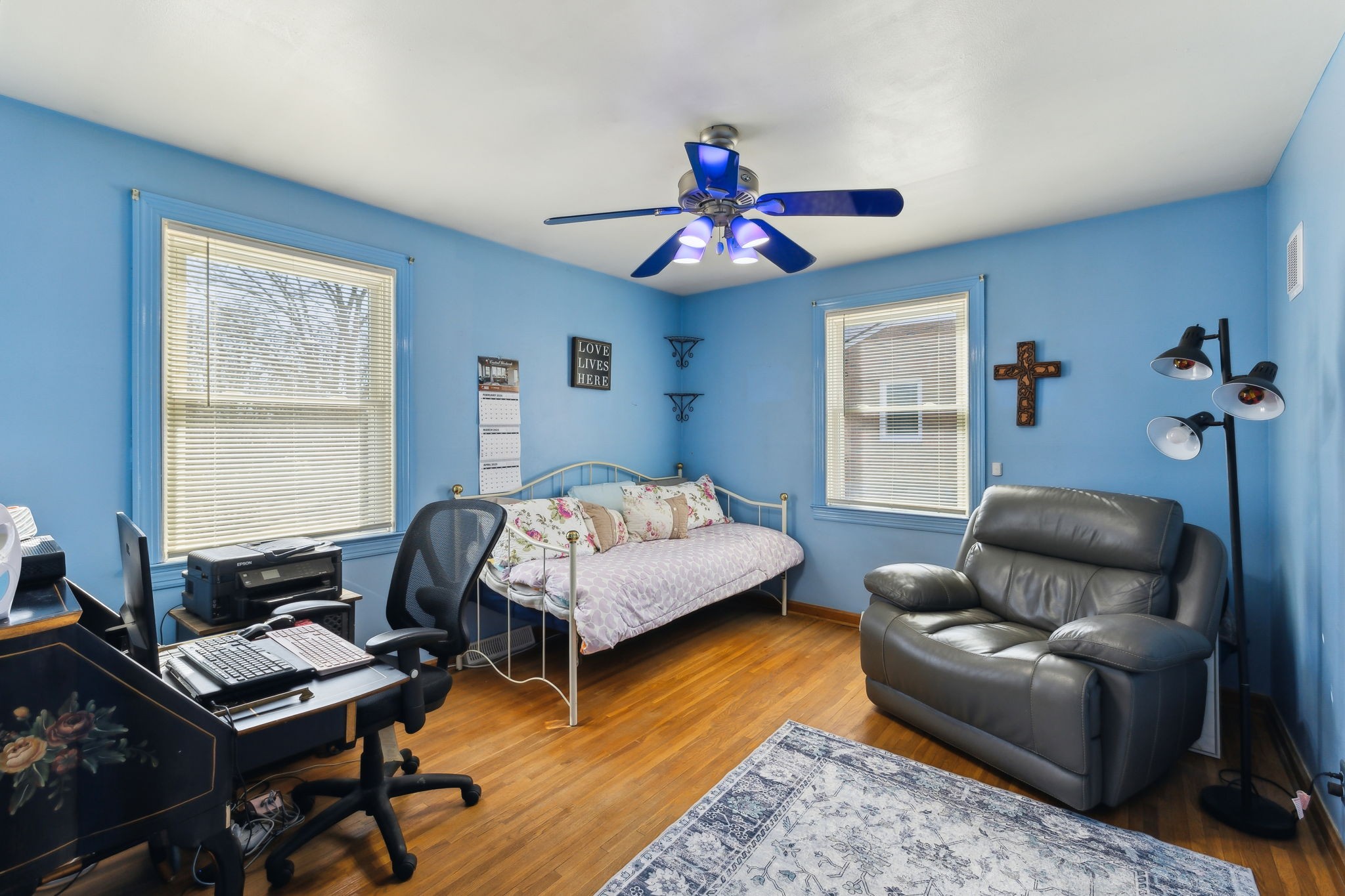 2911 Dunmore Dr