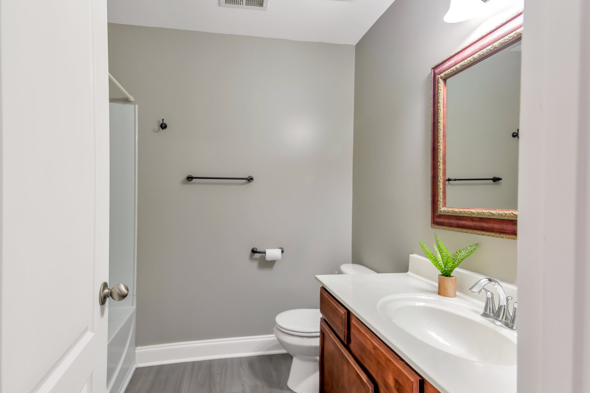 735 Tulip Grove Rd Unit: 351