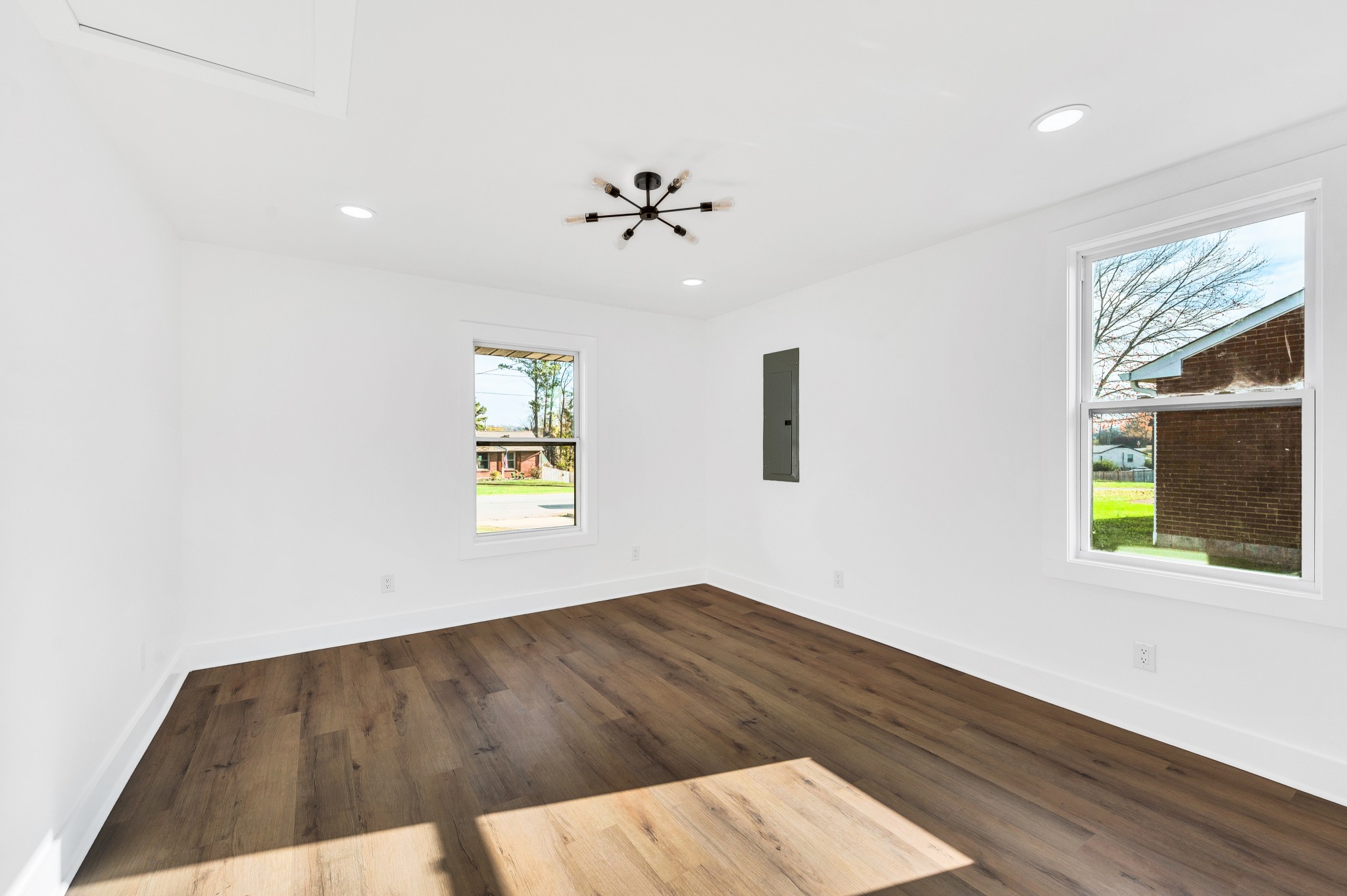 3124 Stafford Dr