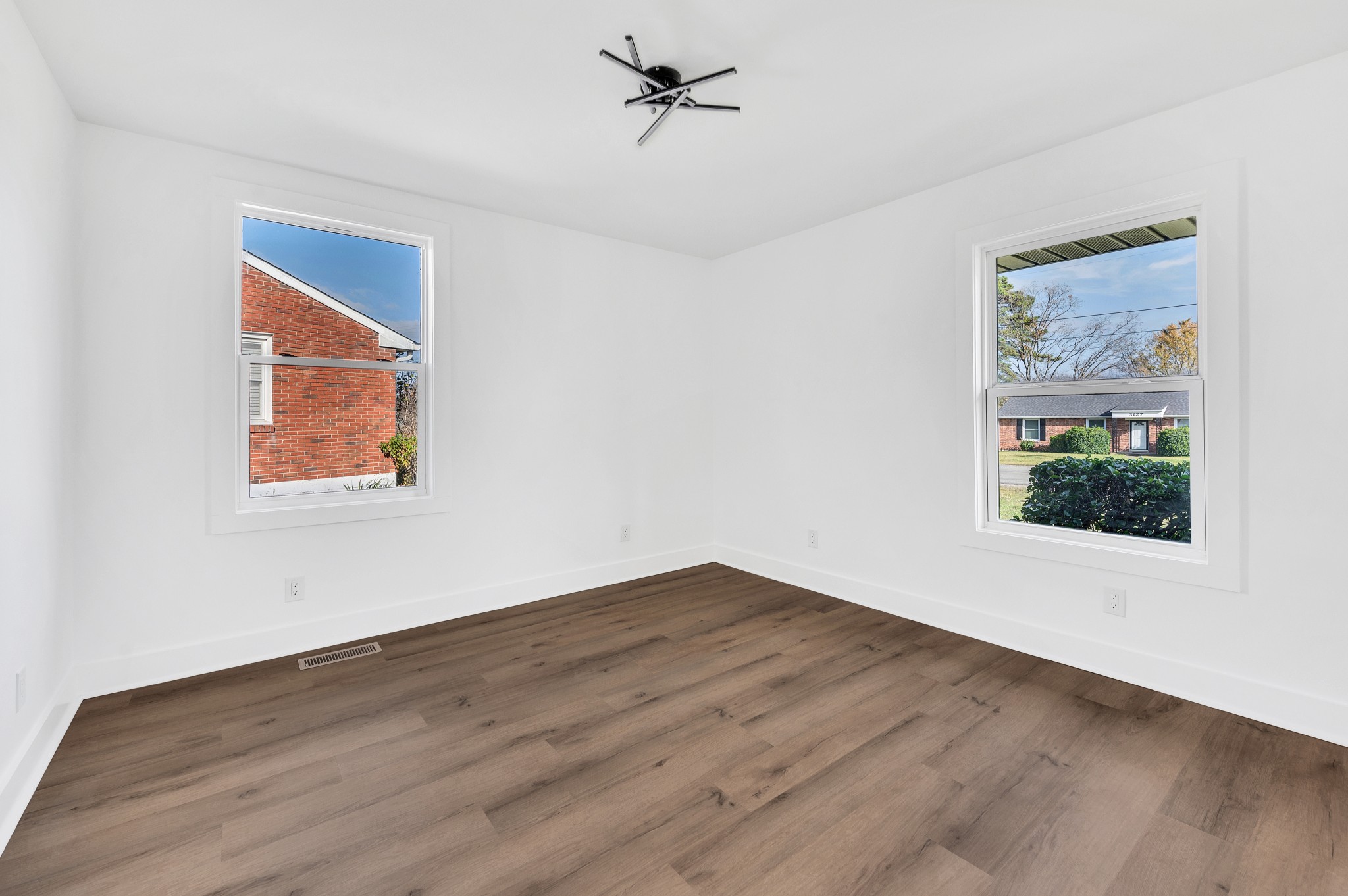 3124 Stafford Dr