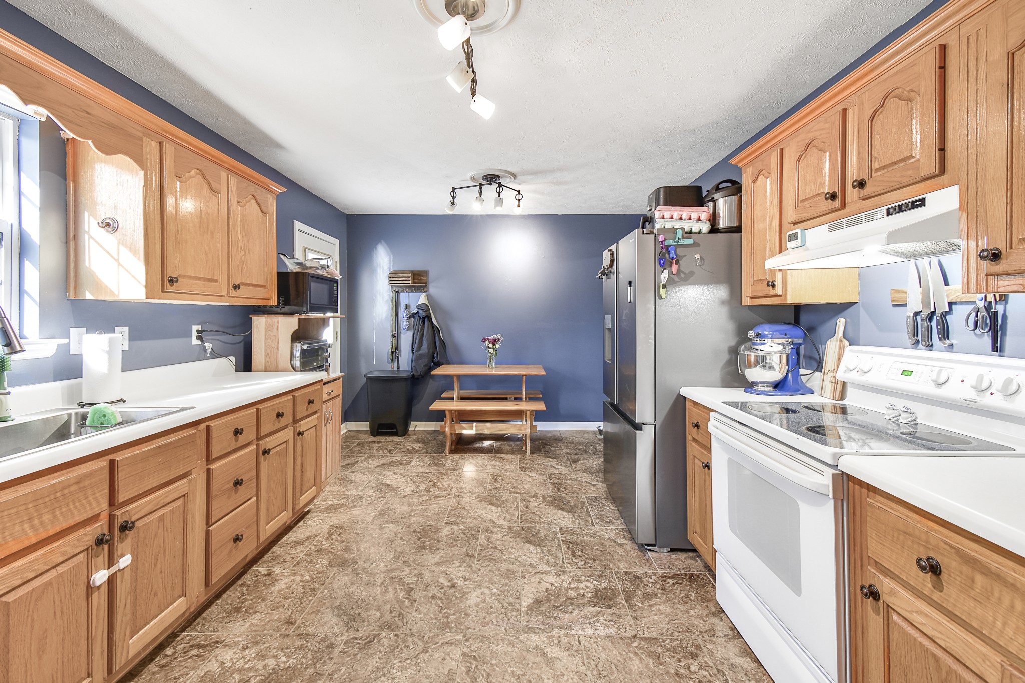16 Dogwood Ln