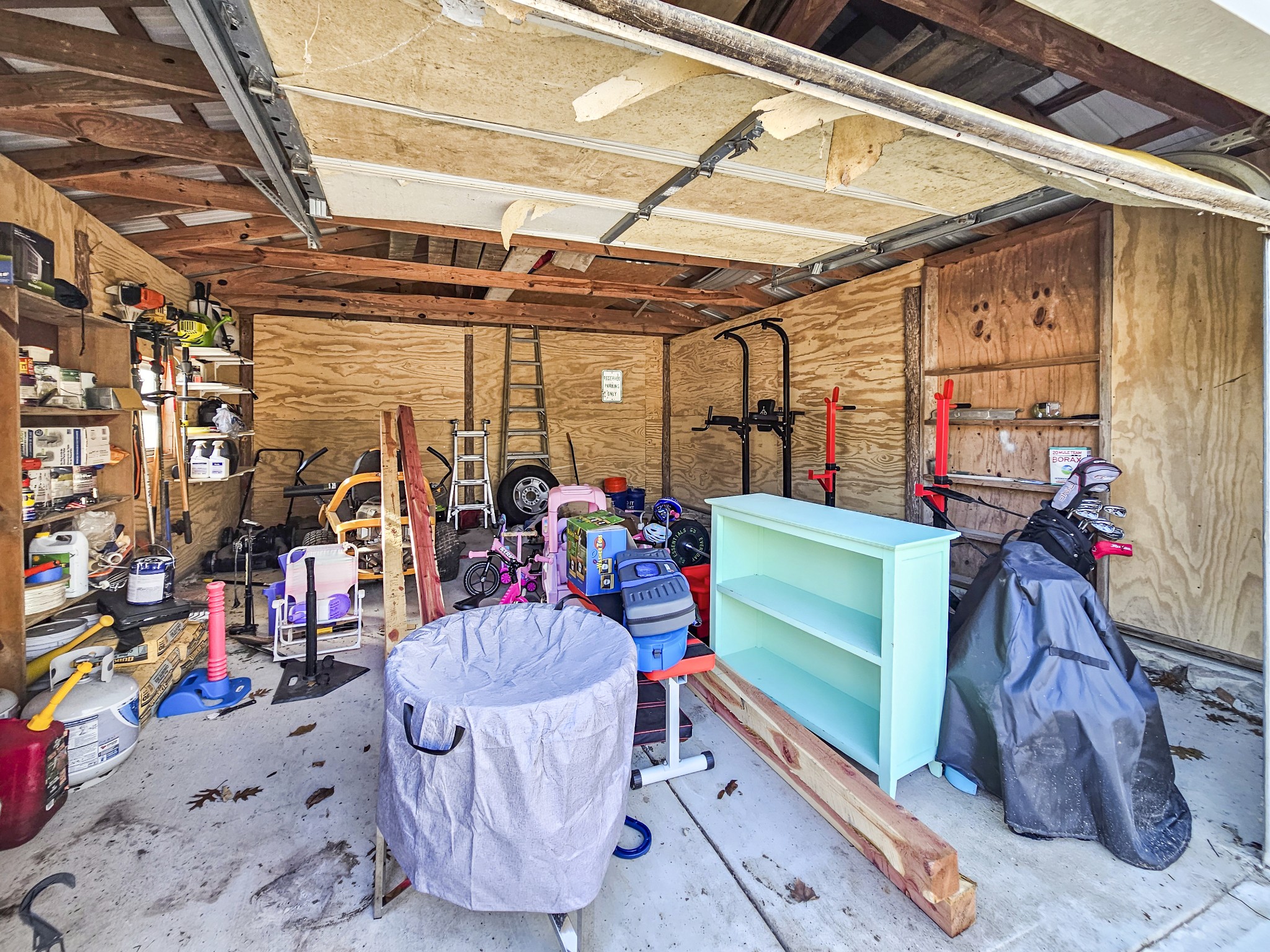 16 Dogwood Ln
