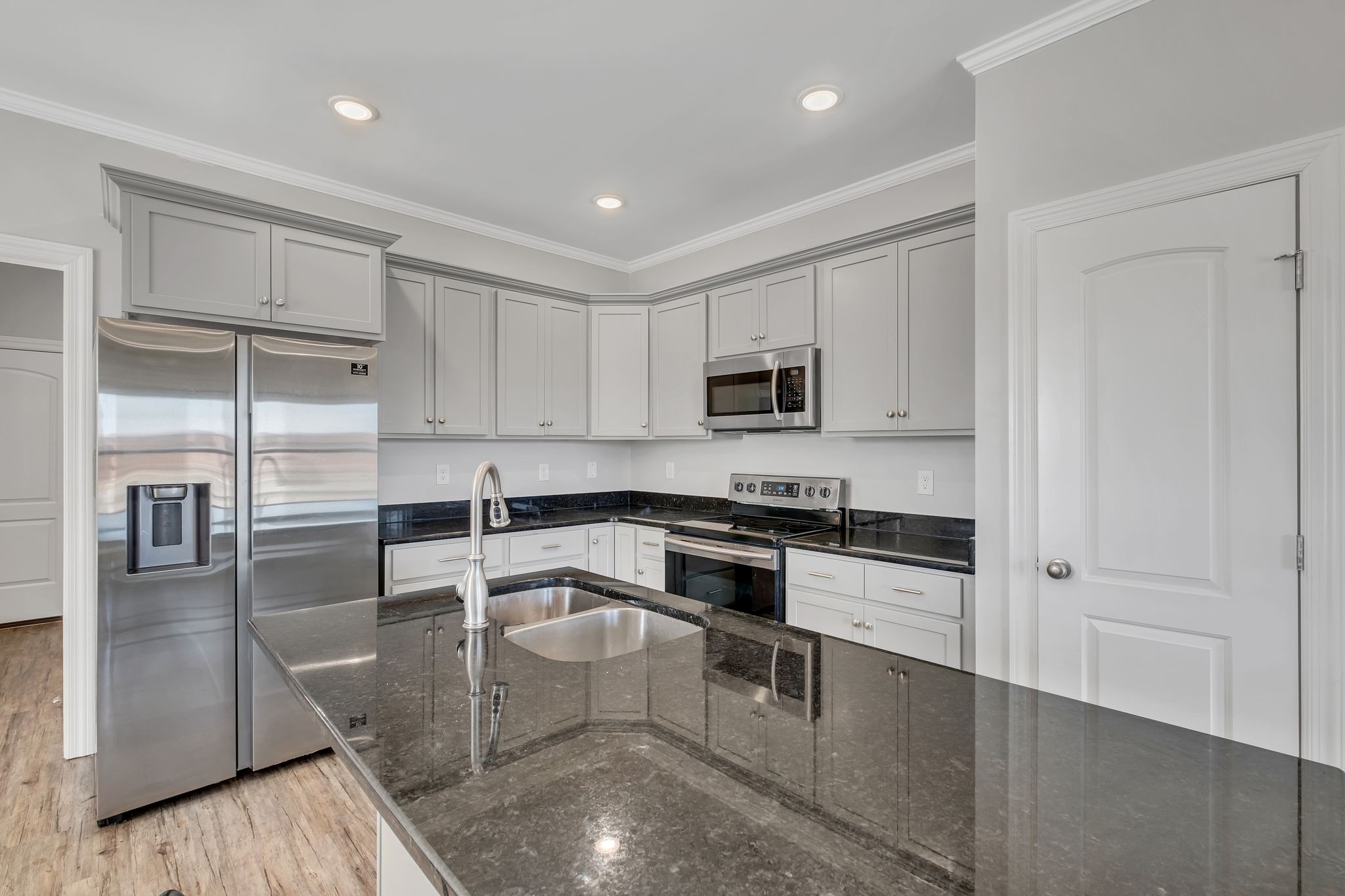 407 Harding Dr