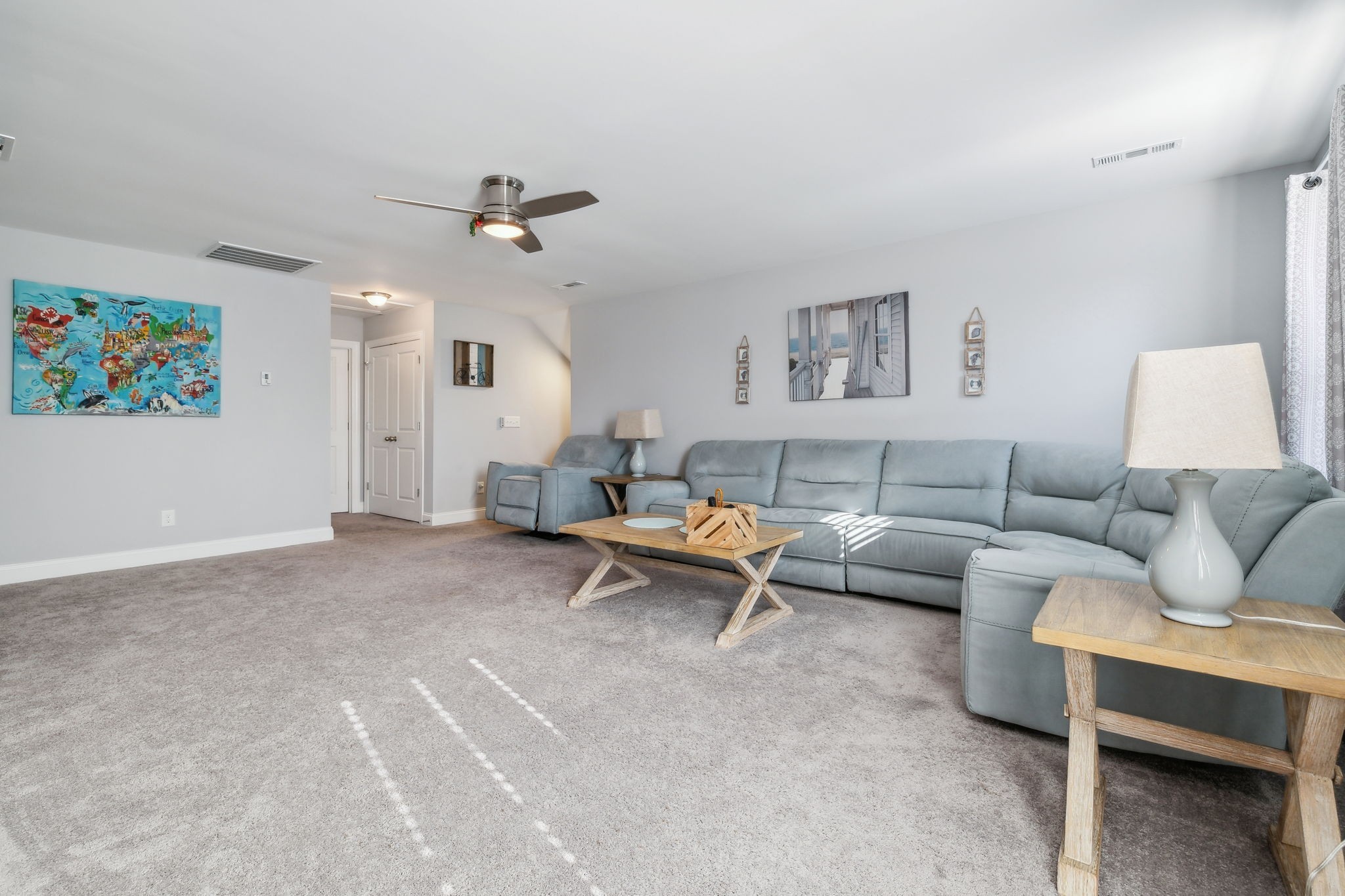 5008 Winslow Dr