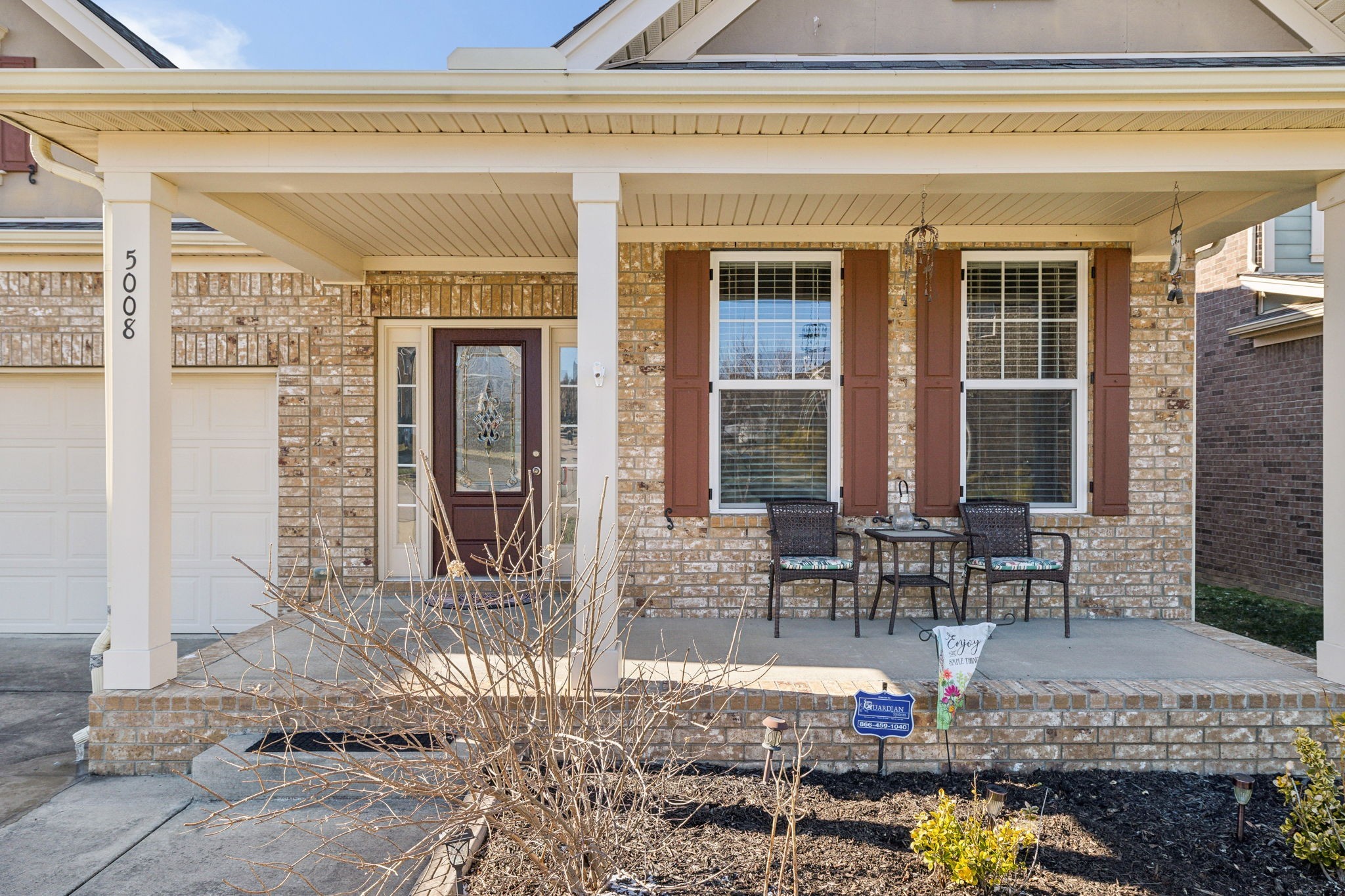 5008 Winslow Dr