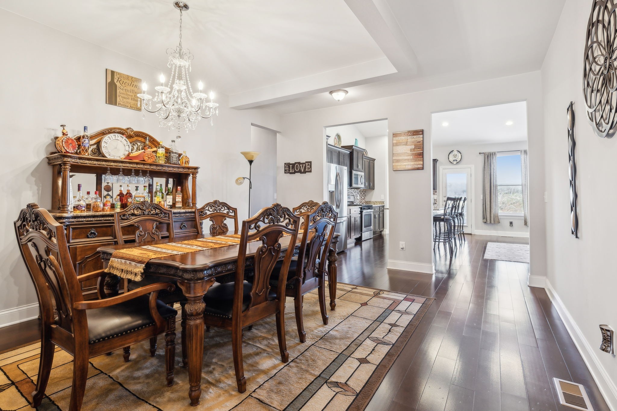 5008 Winslow Dr