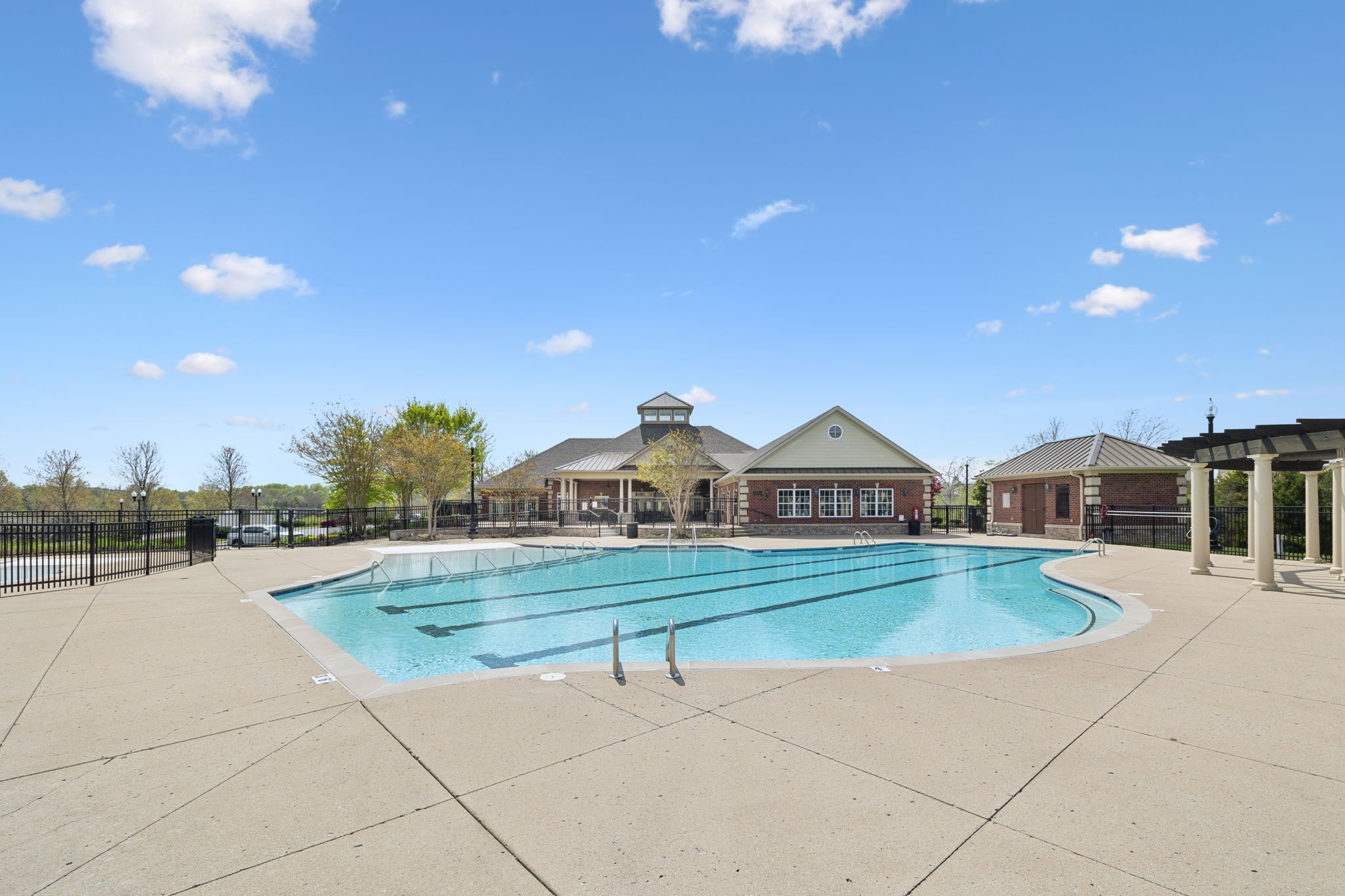 226 Meandering Dr