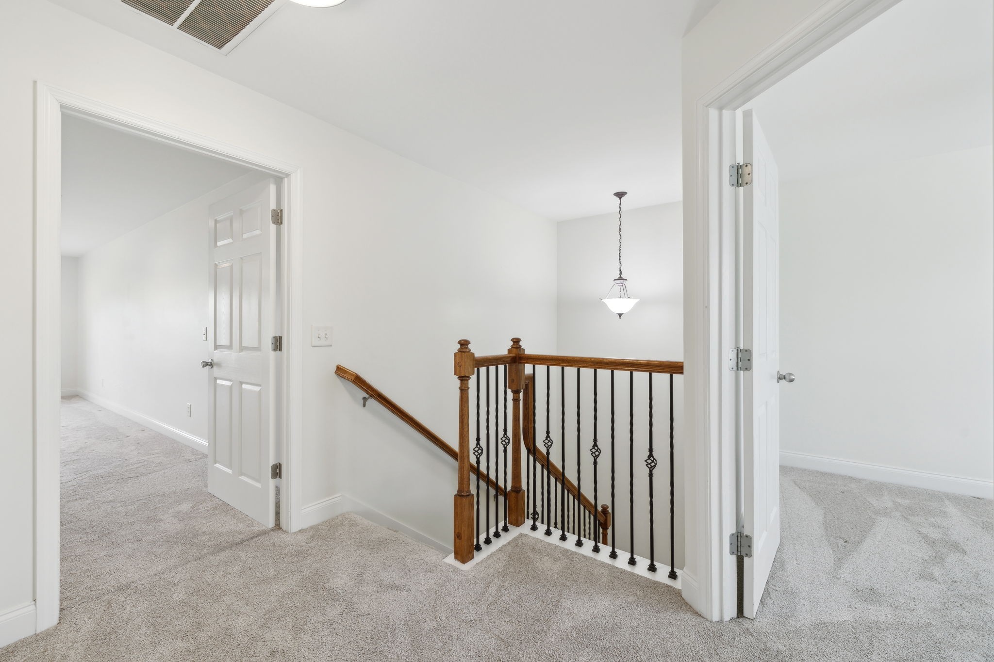 226 Meandering Dr