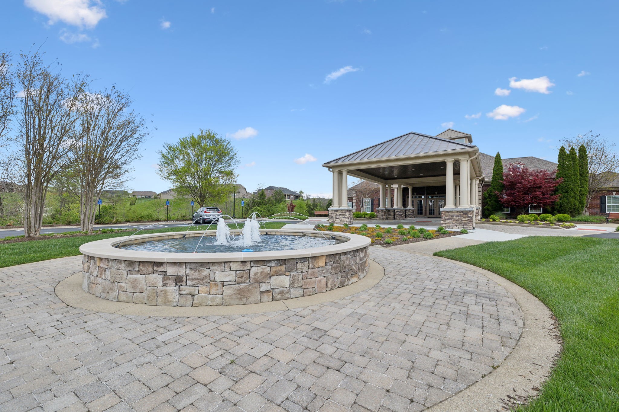 226 Meandering Dr