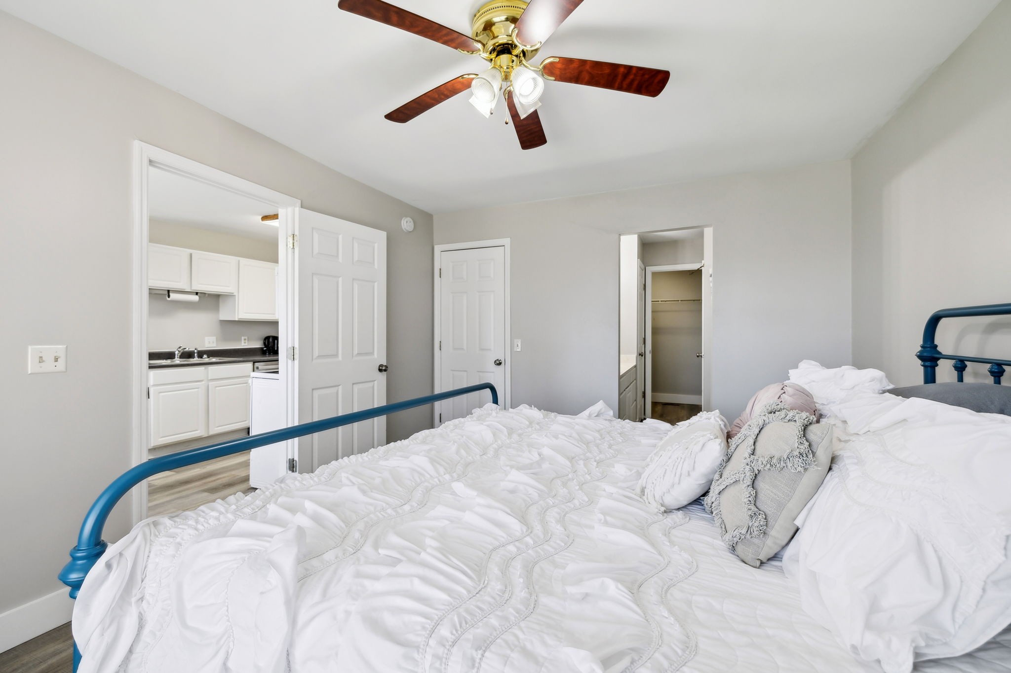 112 Sunset Cir