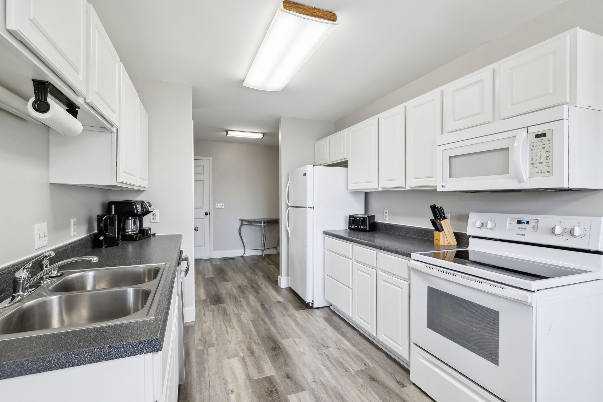 112 Sunset Cir