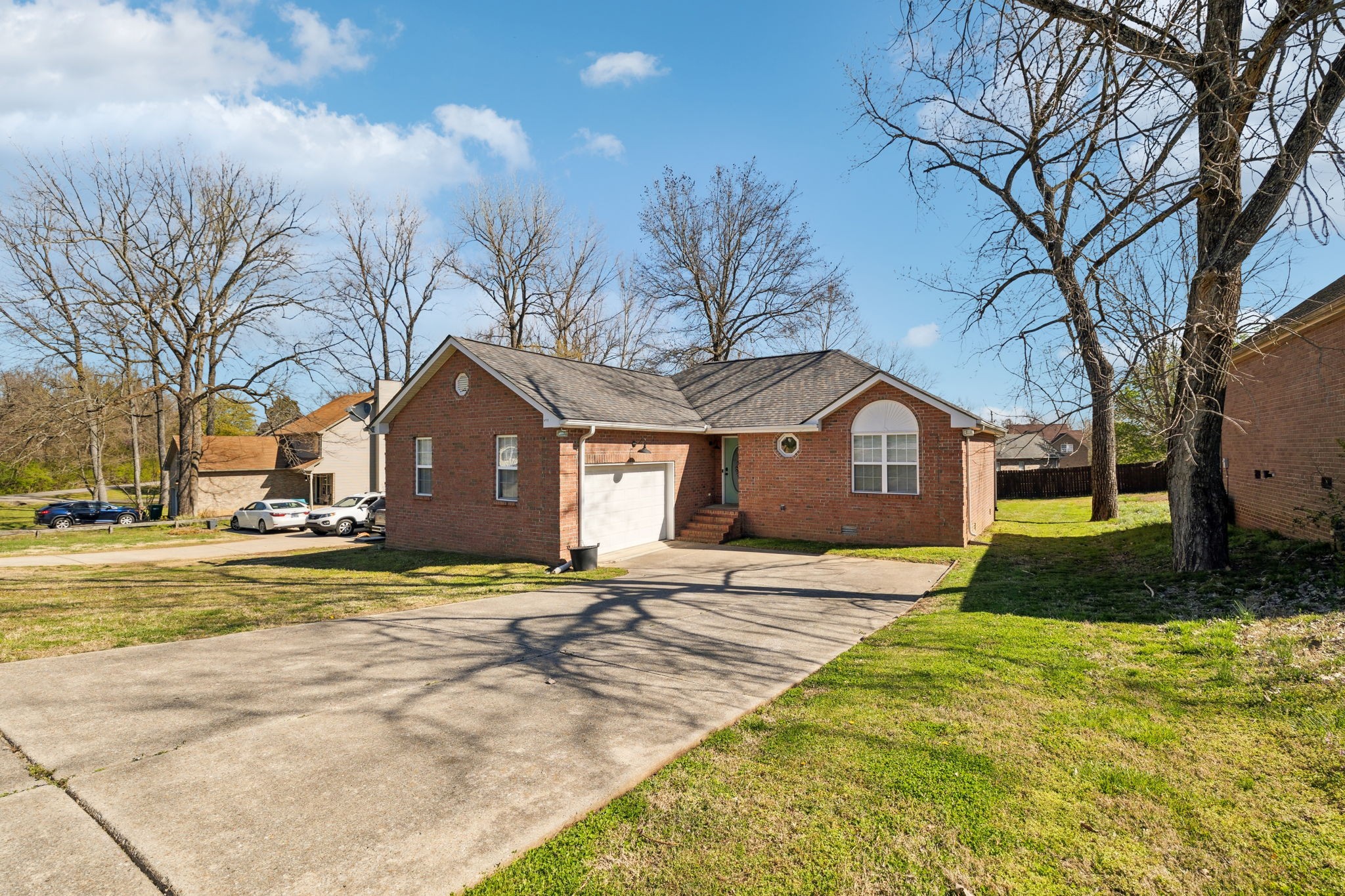 112 Sunset Cir