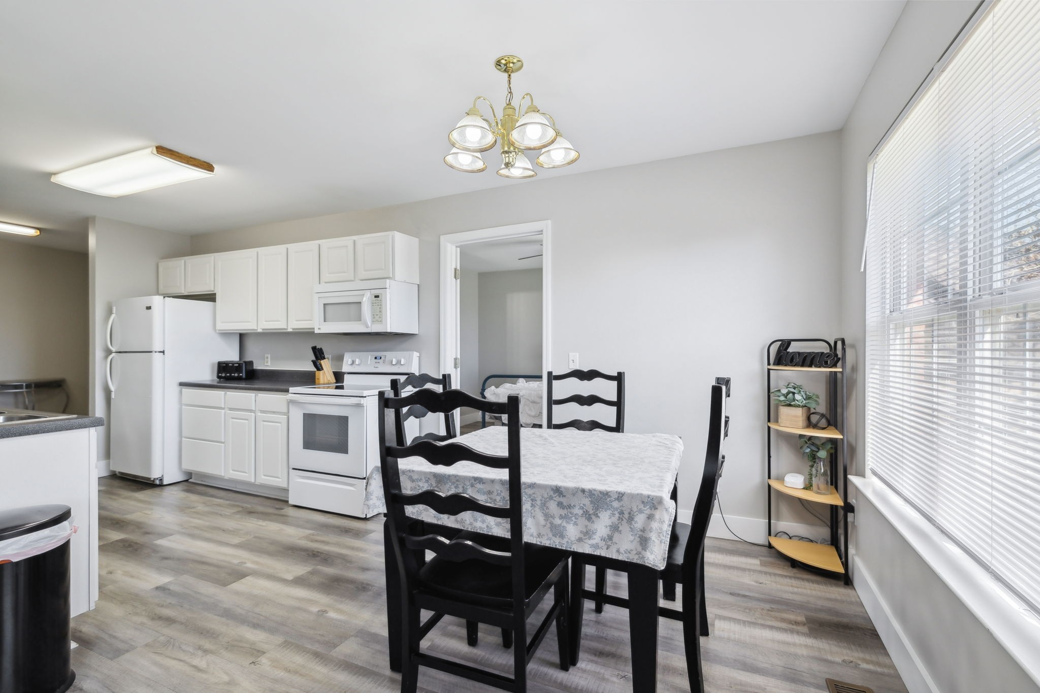 112 Sunset Cir