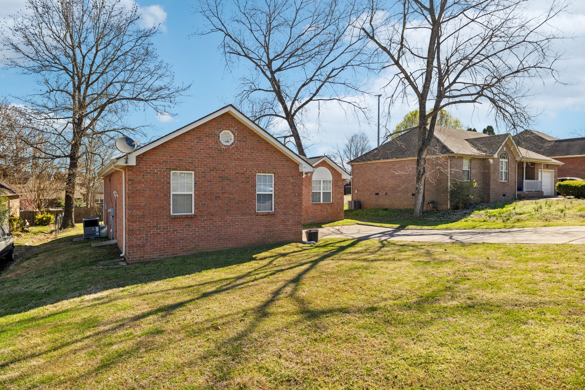 112 Sunset Cir