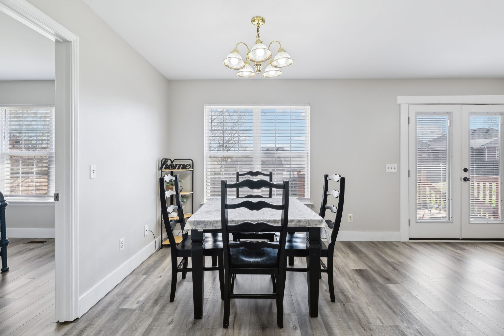 112 Sunset Cir